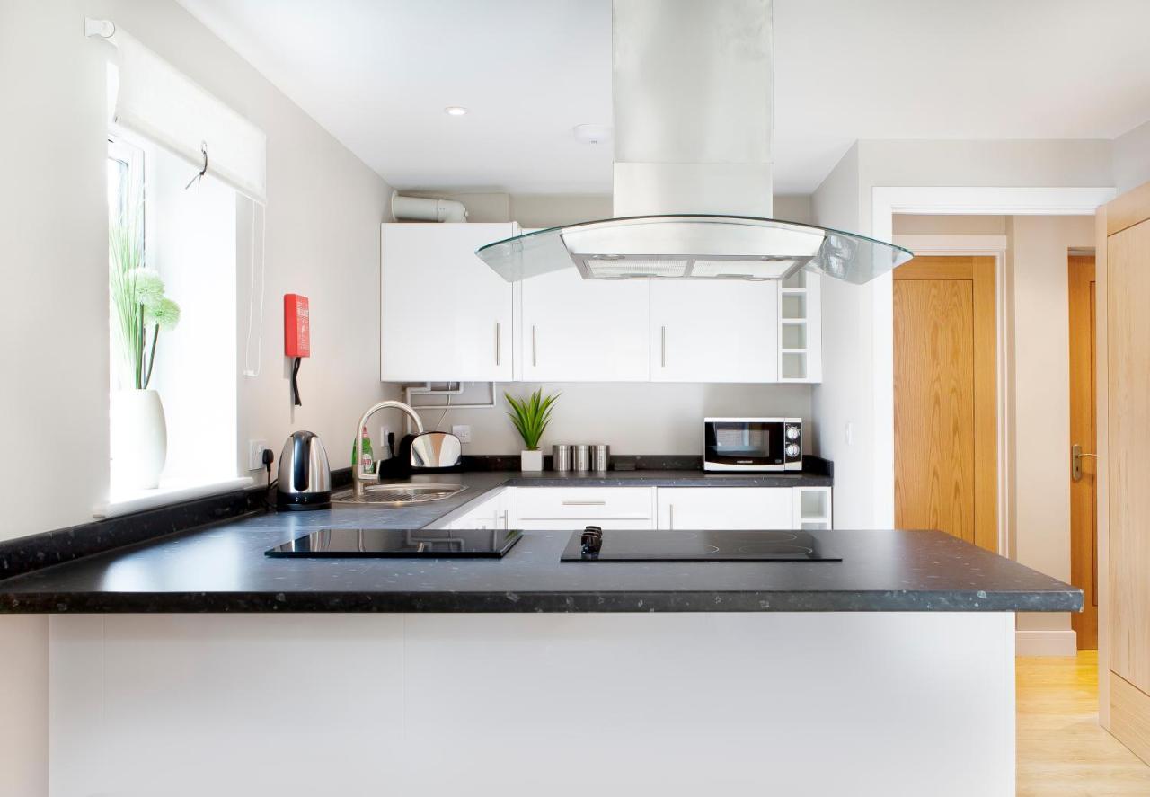 Saracens Courtyard By Swa Apartamento Cheltenham Exterior foto